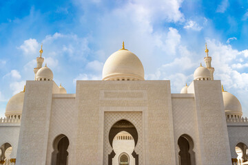 Sheikh Zayed Grand Mosque in Abu Dhabi