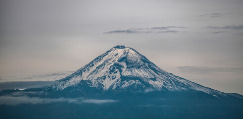 Fototapeta na wymiar Citlaltepetl - Pico de Orizaba; Mexico. 