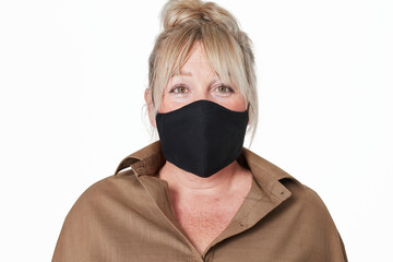 Woman wearing face mask due to covid-19 protection