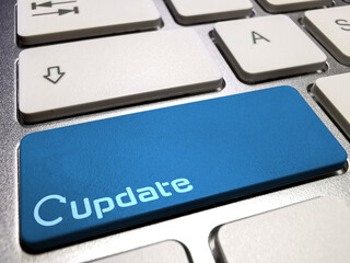 Computer und Taste für Update