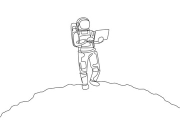Single continuous line drawing of astronaut standing in moon surface while typing using laptop. Business office with galaxy outer space concept. Trendy one line draw design graphic vector illustration © Simple Line