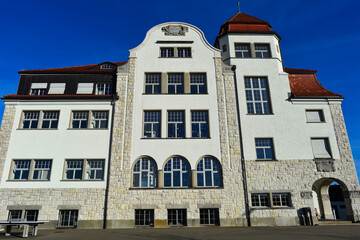 Fototapeta premium Haldenbüelschulhaus in Gossau SG