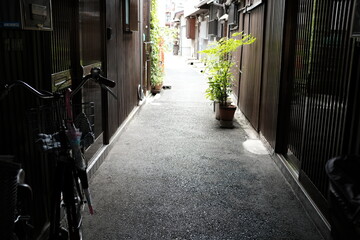昔ながらの日本の街。路地裏