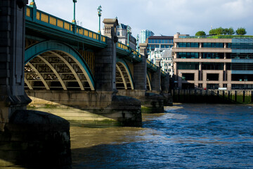 Bridge in London 