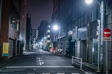 東京都中央区の路地裏夜景