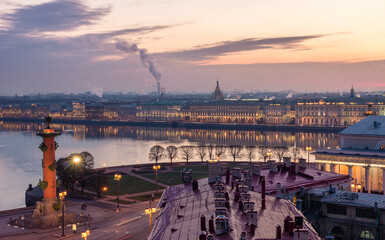 Fototapeta na wymiar Amazing Neva river reflections in Saint-Petersburg, Russia, Hermitage, Rostral column