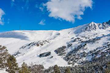 Ski resort GrandVallira. Views of the Pyrenees mountains. Rest with the whole family and friends. Andorra