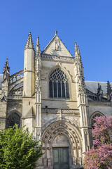 Fototapeta na wymiar Flamboyant Gothic St. Michel Basilica (Basilique Saint Michel, XIV - XVI century) dedicated to the Archangel Michel in the Bordeaux city center. Bordeaux, France.
