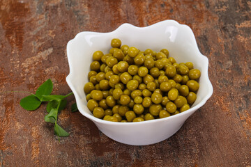 Canned Green peas in the bowl