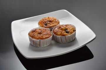delicious pie cupcakes muffin with  raisins topping