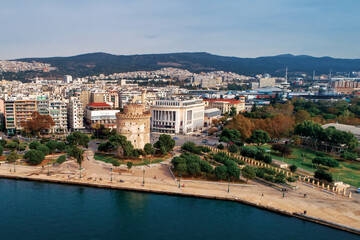 Fototapeta na wymiar White Tower square, in Thessaloniki, Greece
