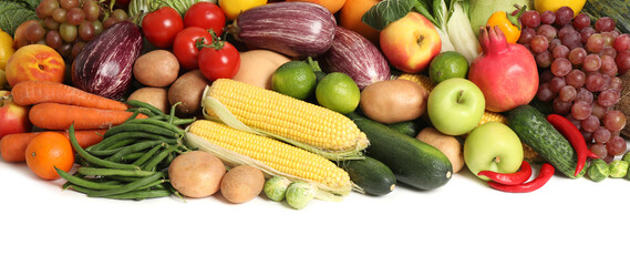 Obraz na płótnie Canvas Assortment of fresh organic fruits and vegetables on white background