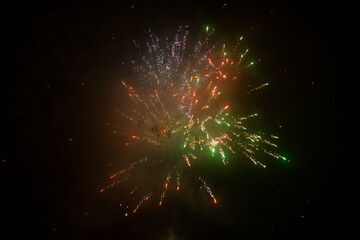 Buntes Silvester-Feuerwerk