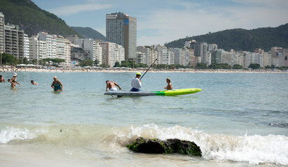  Citizens are preparing to go boating. Copacabana Fort