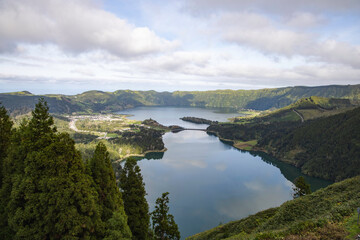 Fototapeta na wymiar Lake Lagoa das Sete Cidades, Sao Miguel Island, Azores