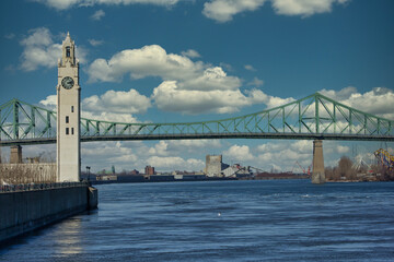 Old Port of Montreal ( Quai de l'Horloge ) Park Terrasse Bonsecours