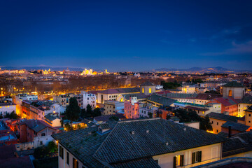 Fototapeta premium Panorama of Rome city at dusk with beautiful architecture, Italy