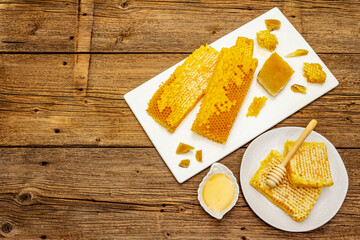 Honeycomb, honey and beeswax as beekeeping products for a healthy and beauty lifestyle