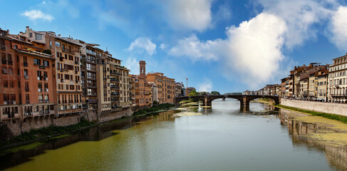 Obraz premium Florence bridge over the Arno river
