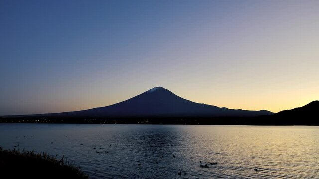 富士河口湖の夕景