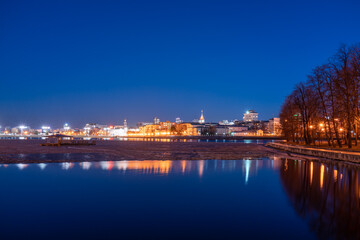 Night on a pond in the center of the city