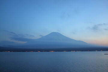 夕方の富士山