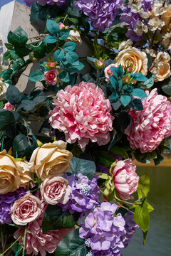 Art floral arrangement, colorful flowers for wedding © Steve