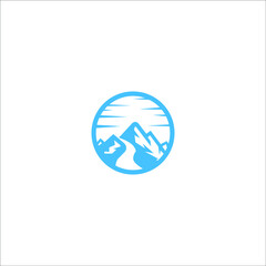 logo mountain icon templet vector hiking