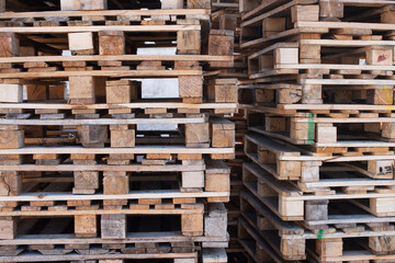 Pallet - wooden shipping container, grounds for collection, storage, transshipment and transportation of goods