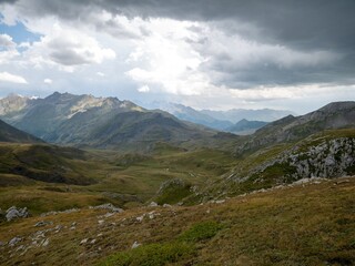 Fototapeta na wymiar panorama montagne
