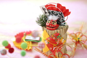 日本の伝統行事のお正月の飾りや小物の集合イメージ