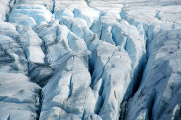 lengua glaciar en la montaña 