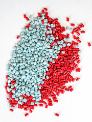 Colorant for plastic, pigment in the granules