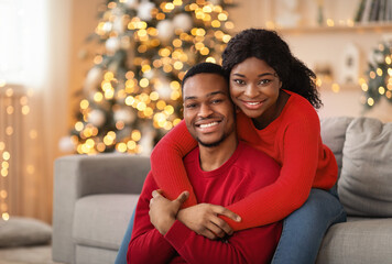 Fototapeta premium Romance and New Year celebration during covid-19 quarantine