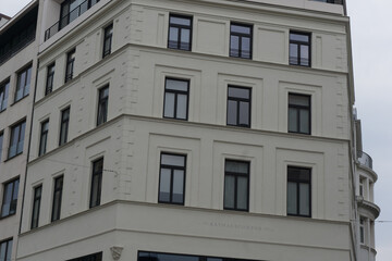 Fototapeta premium architecture in the city of hamburg in summer by day 