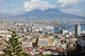 Fototapeta na wymiar View from the top on the city of Naples, Italy