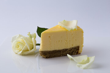 Lemon mouse cake. A slice of lemon cheesecake.