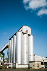 Silos plant for the storage and drying of cereal