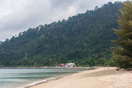 Strand auf der Insel Tioman in Malaysia.