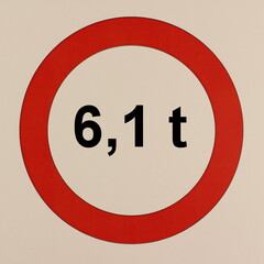 Illustration des Straßenverkehrszeichens 