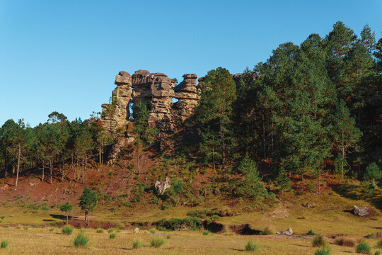 Vista del Parque natural "piedras encimadas", Puebla M&eacute;xico, Una hermosa tarde caminando por la naturaleza con vistas hermosas de un pedaso de paraiso.