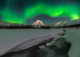 Beautiful northern lights, stunning Arctic regions, popular travel destinations in Europe.