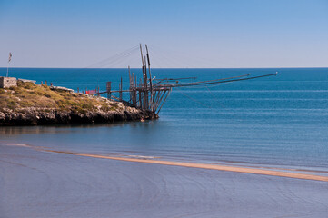 Gargano - Peschici, un caratteristi antico Trabucco