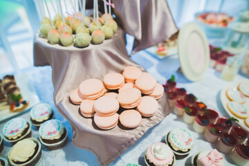 Obraz na płótnie Canvas Delicious wedding reception candy bar dessert table