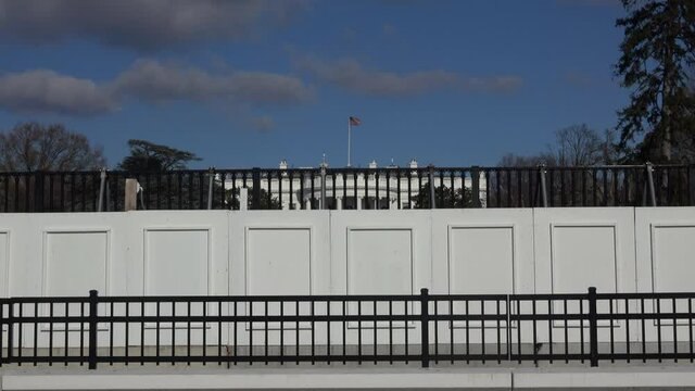 White house (Washington, DC, USA) anti climb wall (non-scalable fence). 