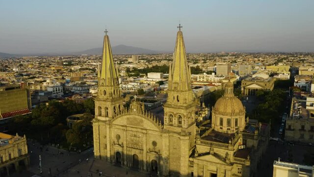 Drone Flies Between Guadalajara Cathedral (Catedral) Spires in Mexico