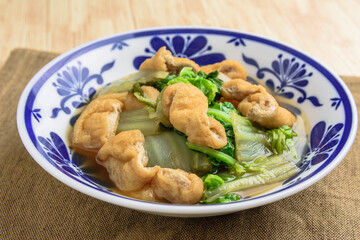 油揚げと白菜の煮物