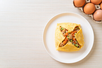 egg wrap or stuffed egg with minced pork and vegetable