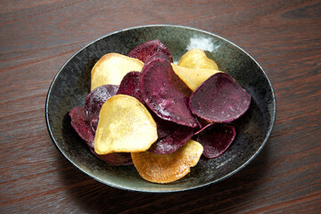 ミックス芋チップ