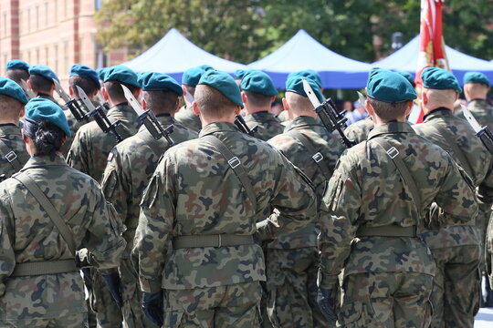 「軍産複合体」の写真素材 282件の無料イラスト画像 Adobe Stock